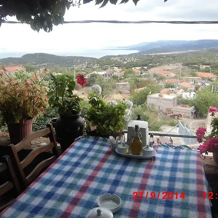 Tasli Kosk * Assos